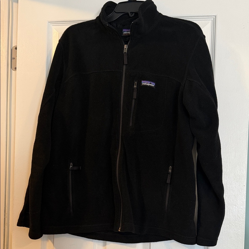 Patagonia Men's Black Synchilla Fleece Jacket